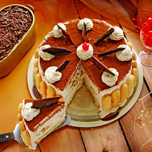 Tiramisu con Crema y Suspiros